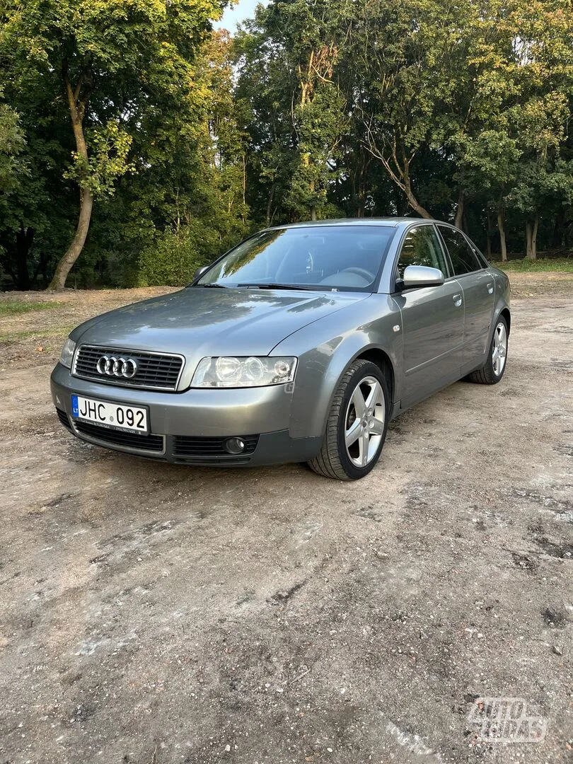 Audi A4, 2001