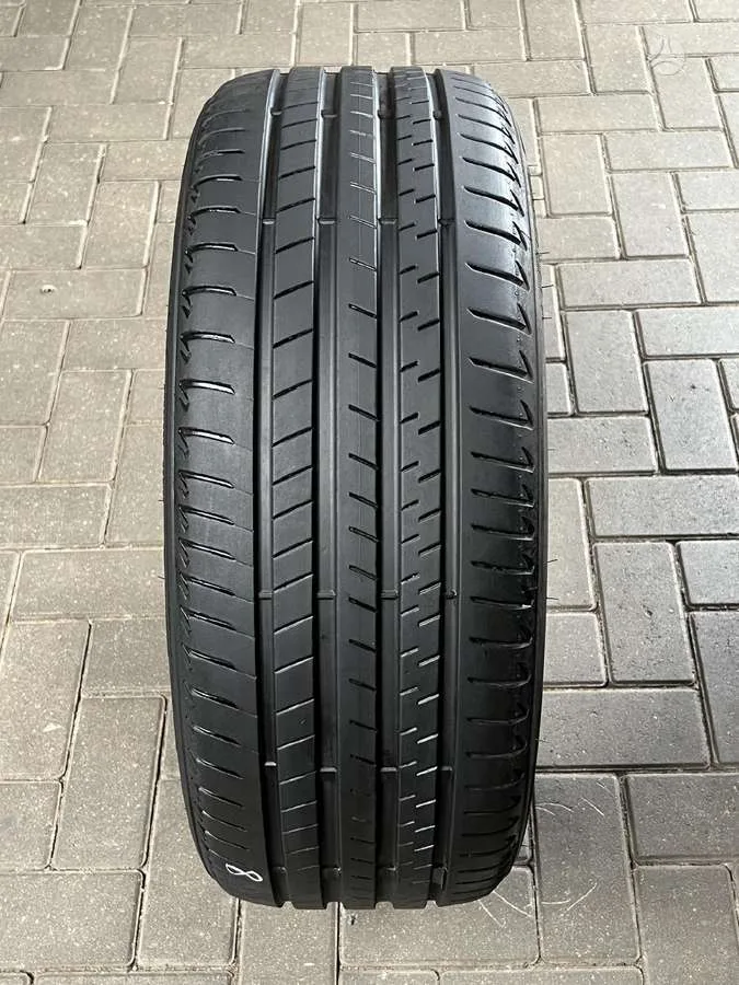 Bridgestone ALENZA 001* 245/40 R21