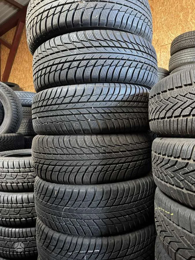 Bridgestone BLIZZAK LM001 205/60 R16