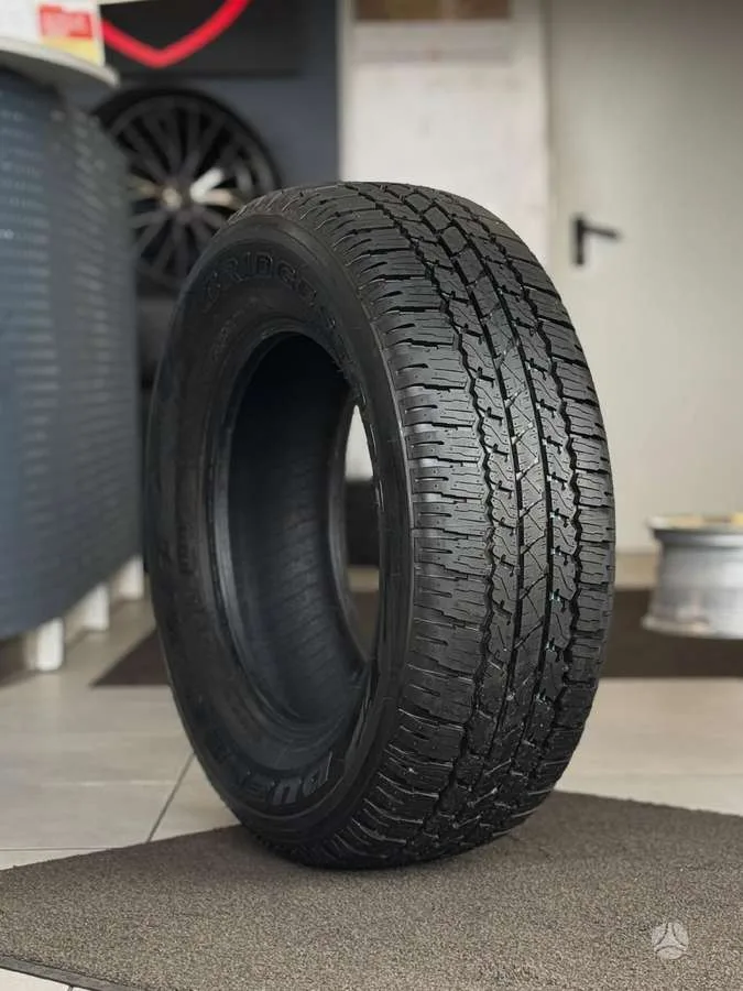 Bridgestone DUELER A/T 693 II 265/65 R17