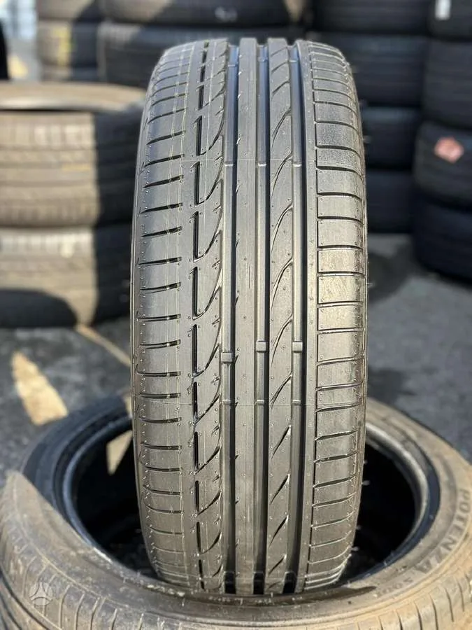Bridgestone POTENZA S001 235/45 R19