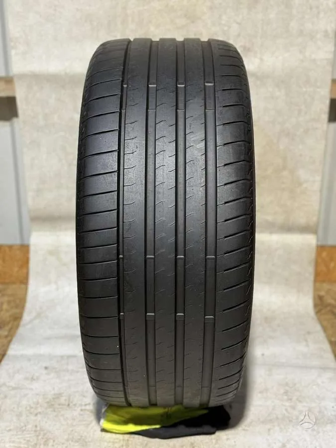 Bridgestone POTENZA SPORT 285/35 R22