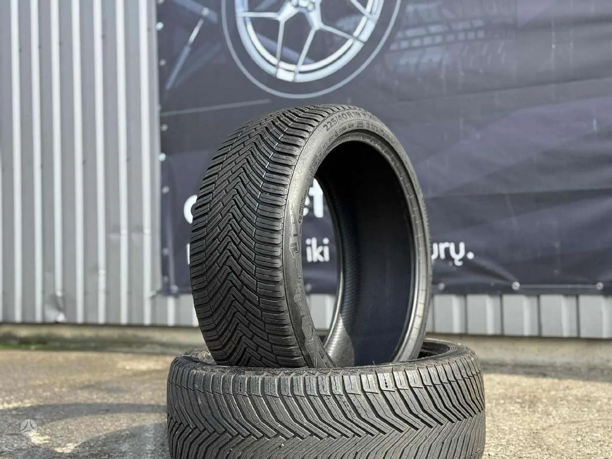 Continental ALLSEASONCONTACT 225/40 R19