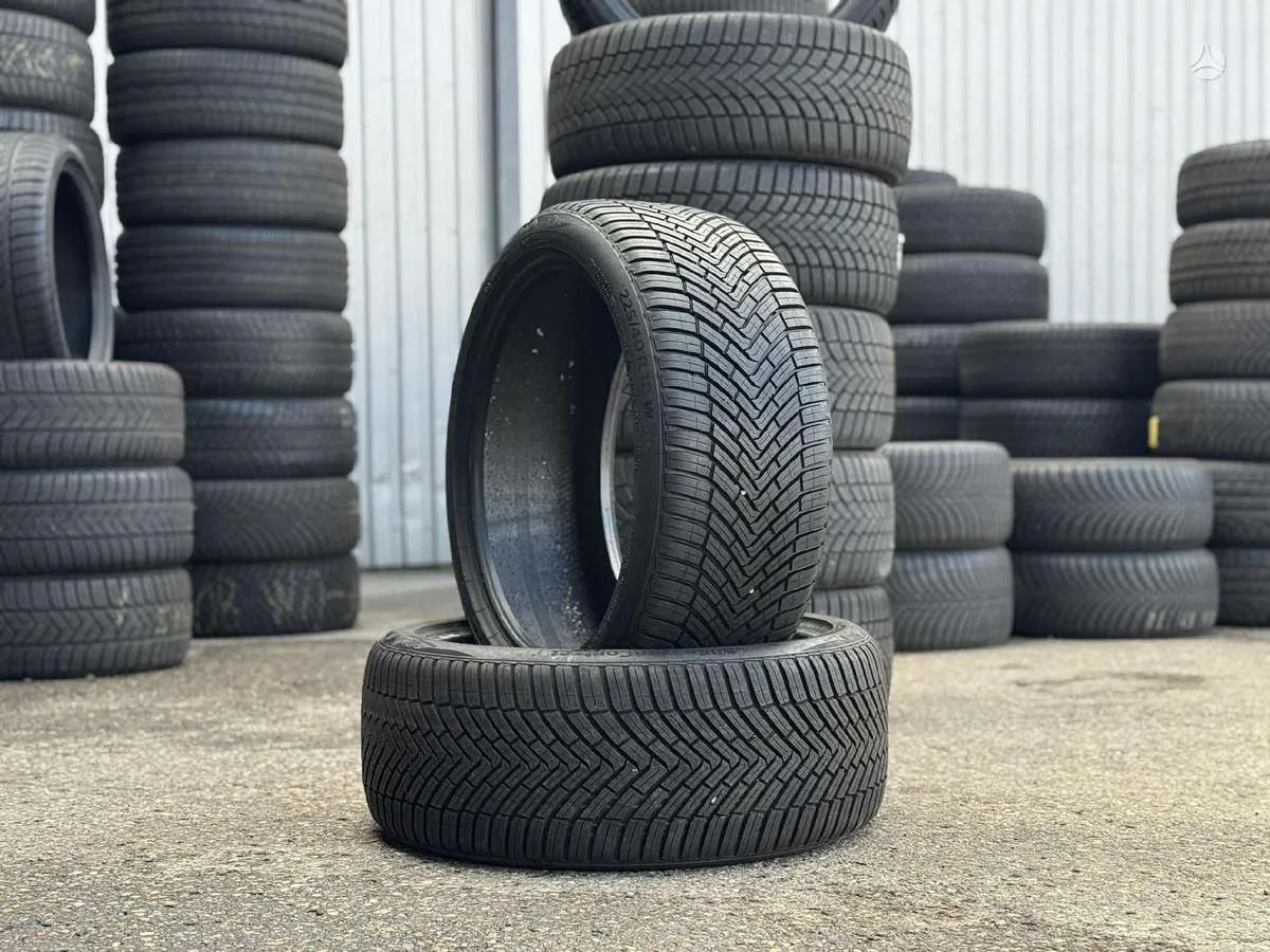 Continental ALLSEASONCONTACT 225/40 R18