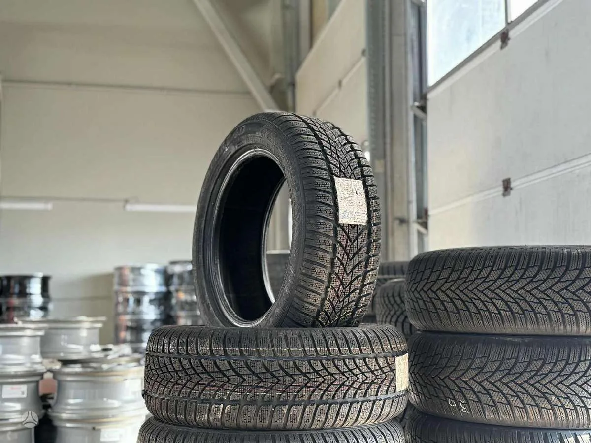 Dunlop SP WINTER SPORT 4D 205/55 R16