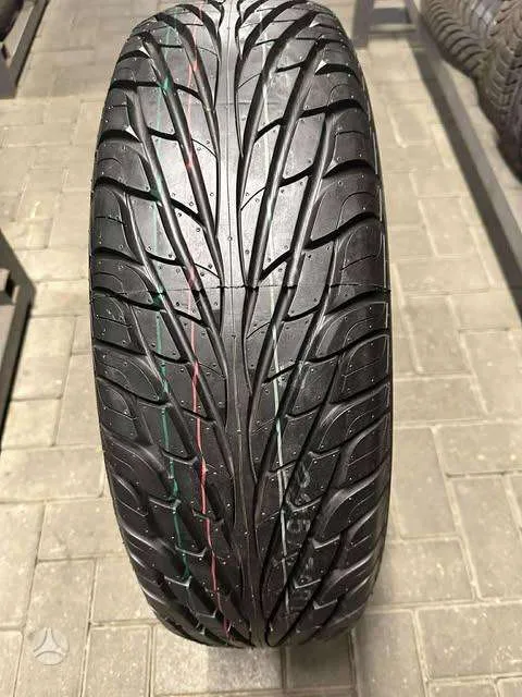 Fullrun FINIX 225/70 R15