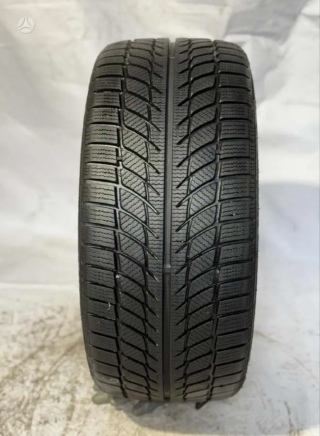 Goodride SNOWMASTER SW608 245/30 R20
