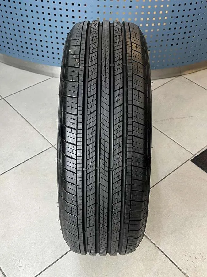 Goodyear ASSURANCE 215/65 R17
