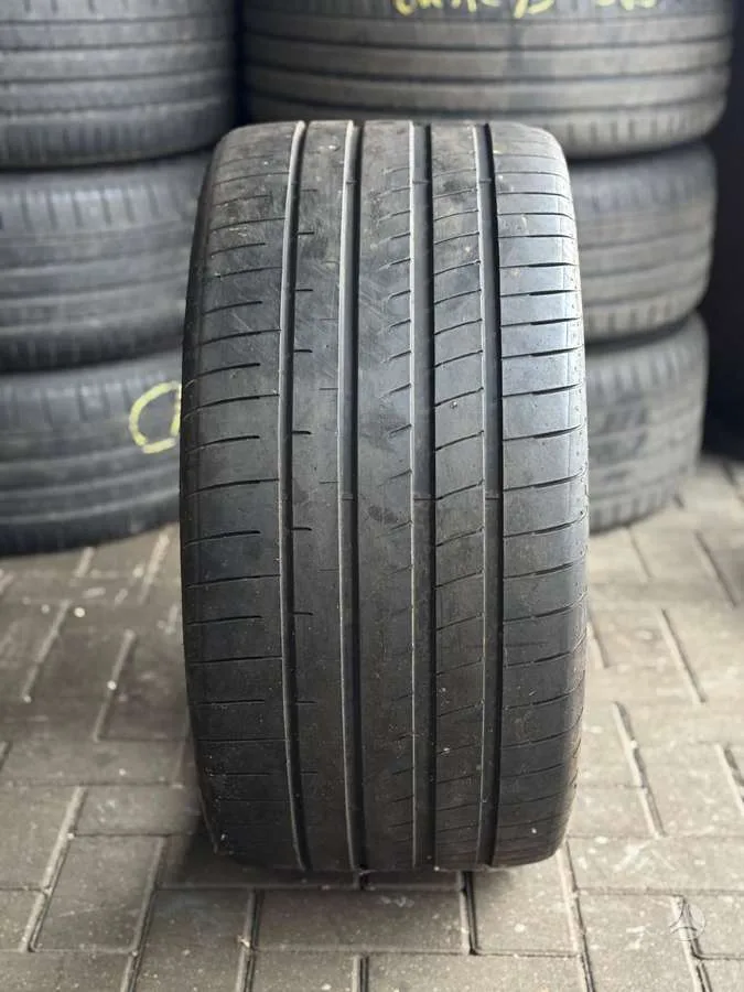 Goodyear EAGLE F1 ASYMM. 3 305/30 R21