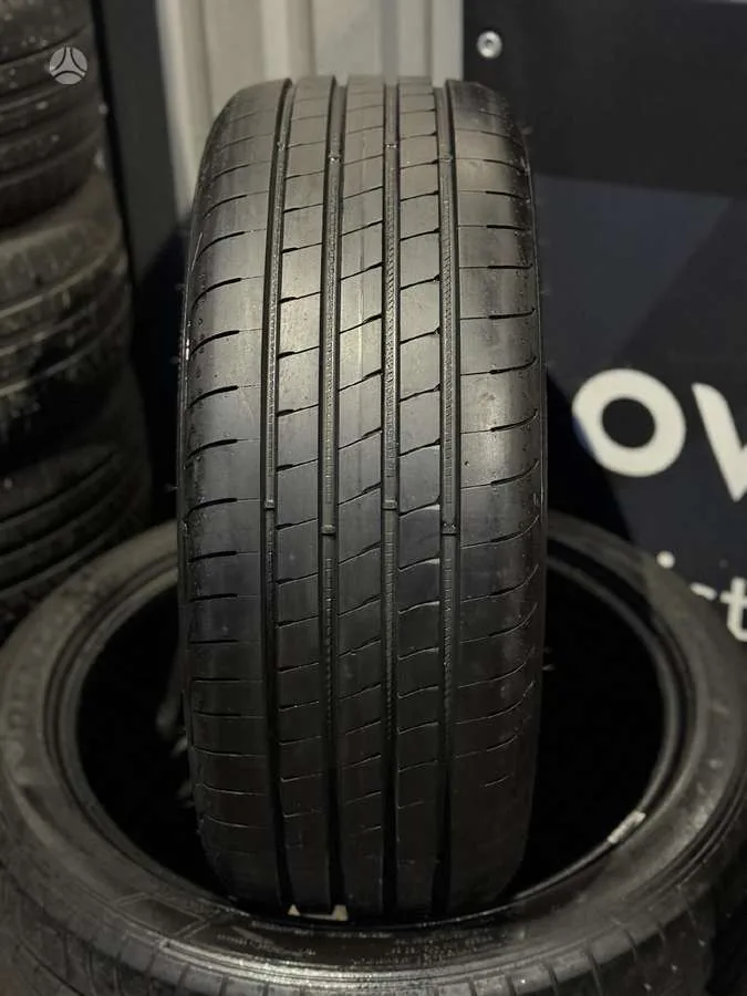 Goodyear EAGLE F1 ASYMM. 5 225/45 R19