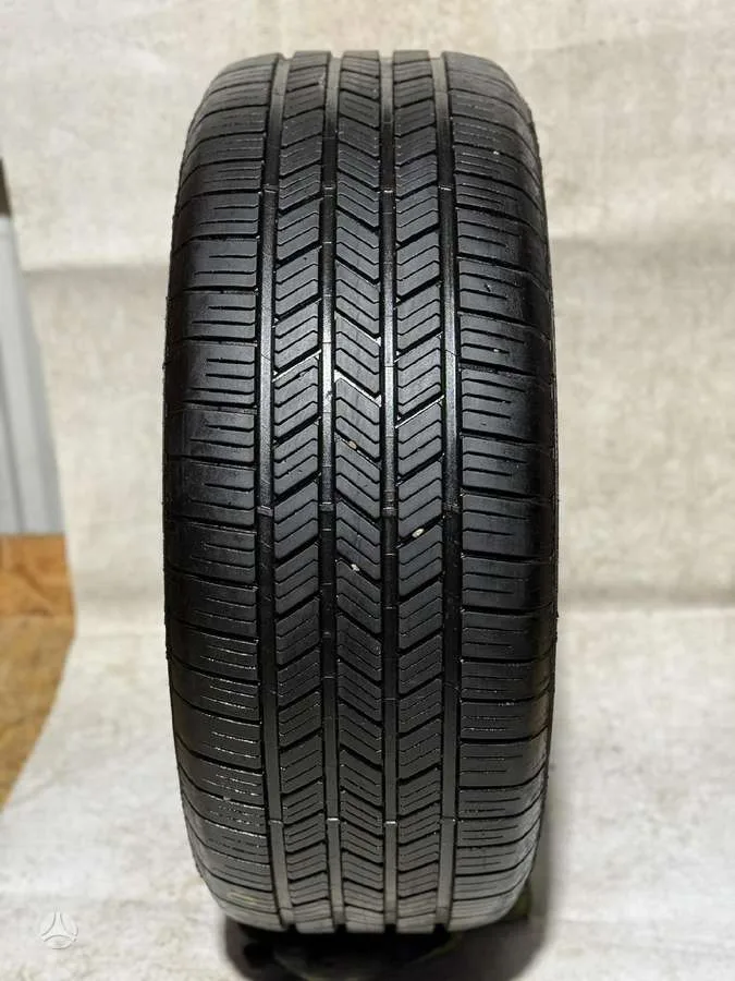 Goodyear EAGLE LS2 * 255/55 R18