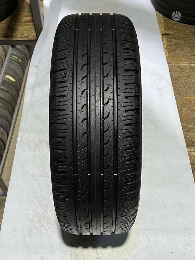 Goodyear EFFICIENTGRIP SUV 4X4 235/55 R19