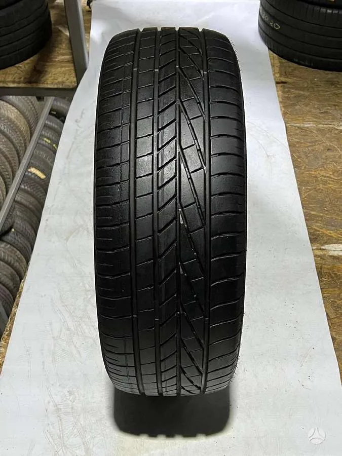 Goodyear EXCELLENCE 235/55 R19