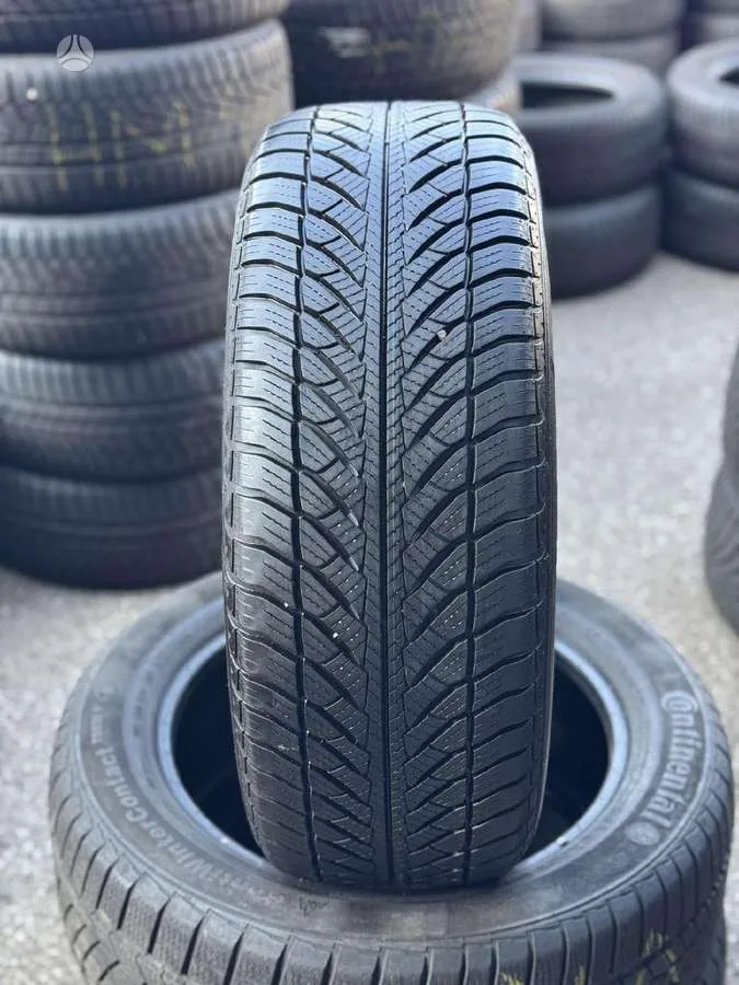 Goodyear ULTRAGRIP 8 PERFORMANCE * 225/55 R17