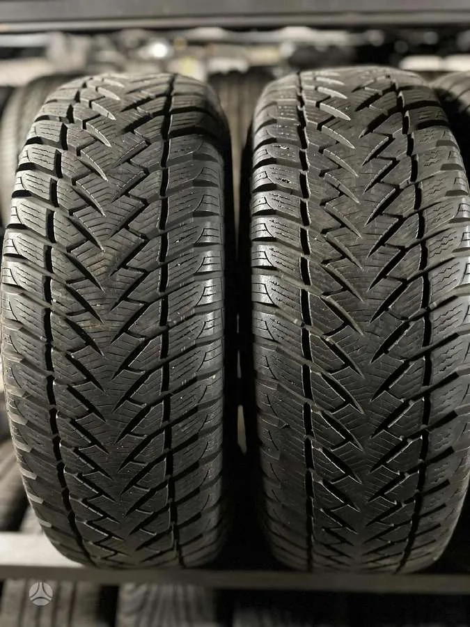 Goodyear ULTRAGRIP + SUV 4X4 215/65 R16