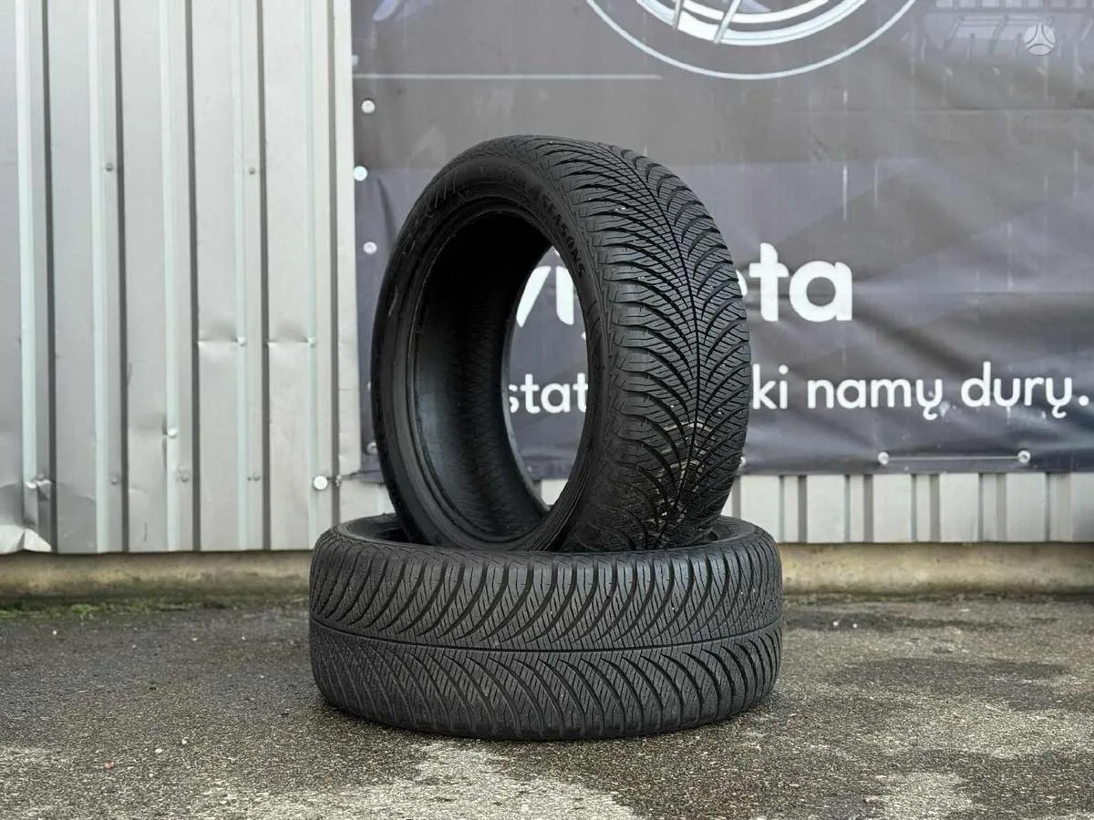 Goodyear VECTOR 4 SEASONS GEN-2 235/50 R18