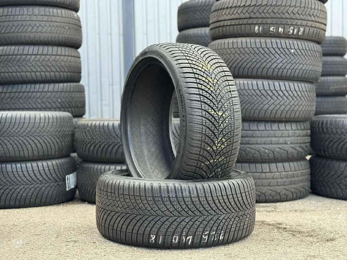 Goodyear VECTOR 4 SEASONS GEN-3 225/40 R18