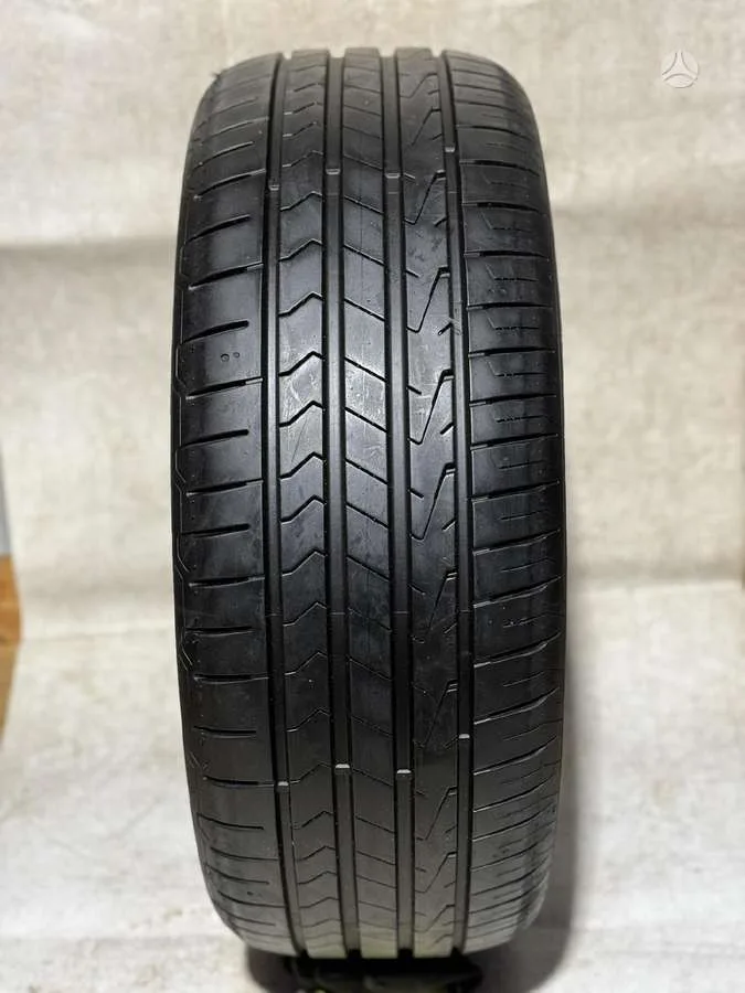 Hankook VENTUS PRIME 3 X 235/55 R18