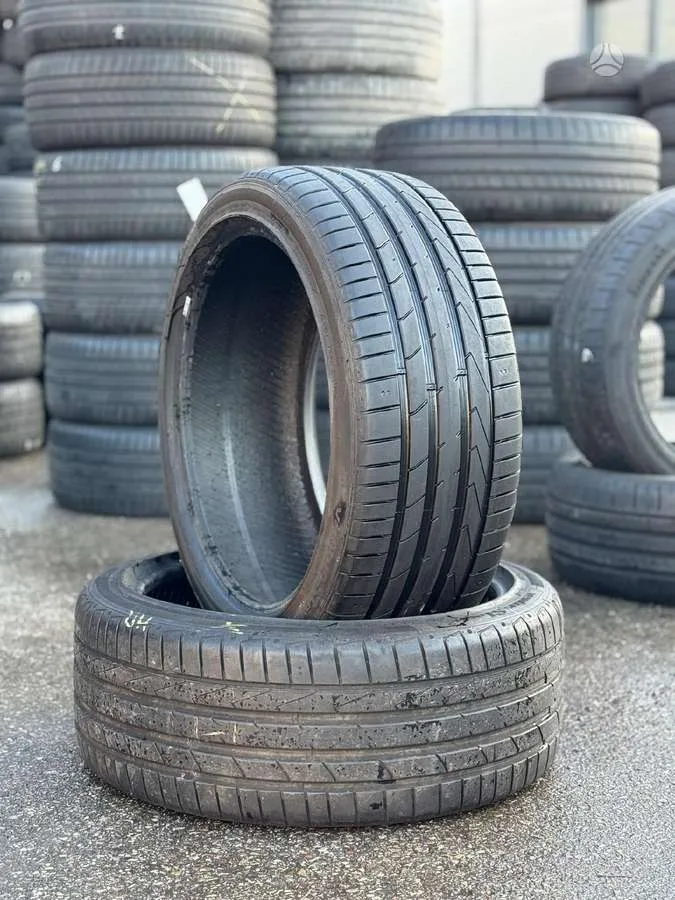Hankook VENTUS S1 EVO 2 235/40 R19