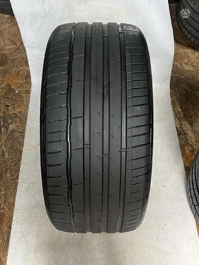 Hankook VENTUS S1 EVO 3 EV 285/35 R22