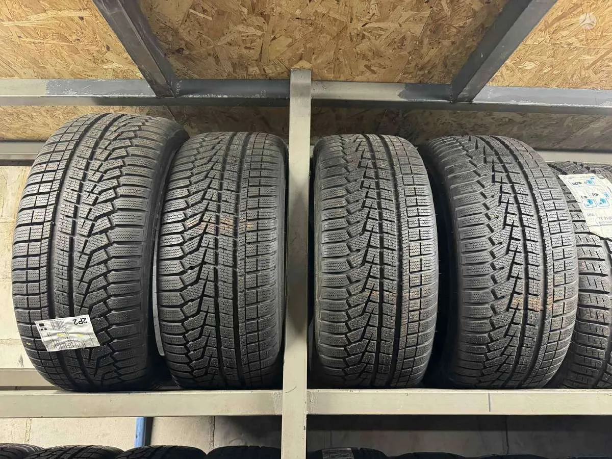 Hankook WINTER I*CEPT EVO 2 245/40 R21