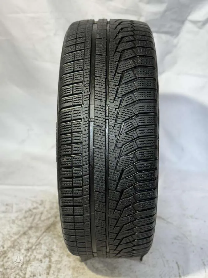 Hankook WINTER I*CEPT EVO 2 245/45 R20