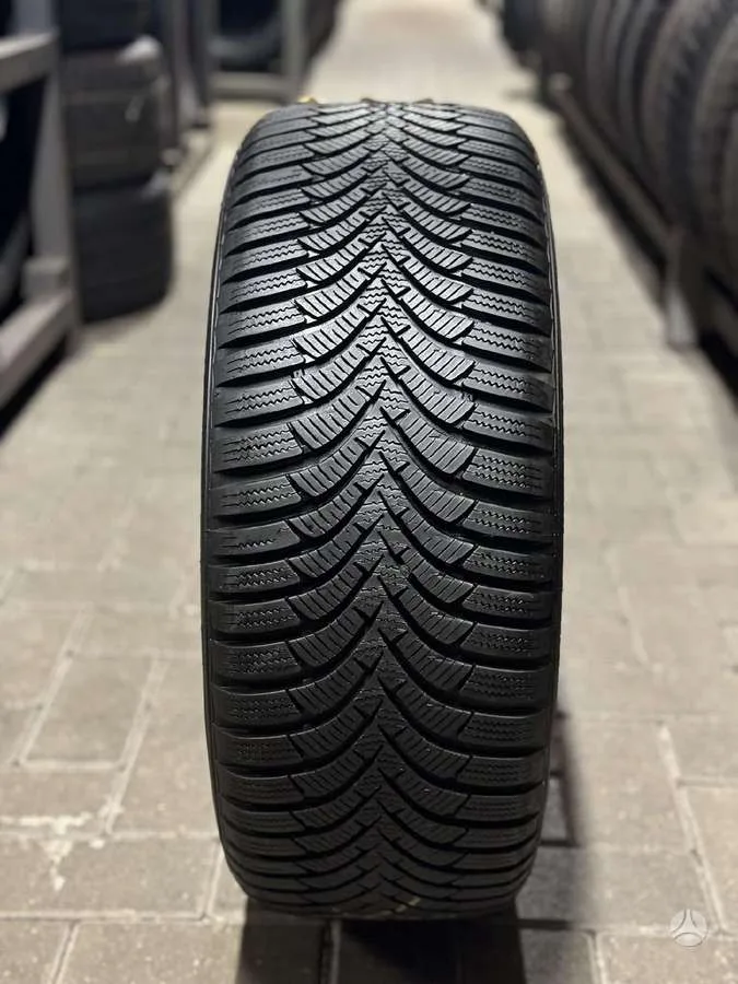 Hankook WINTER I*CEPT RS2 205/50 R16