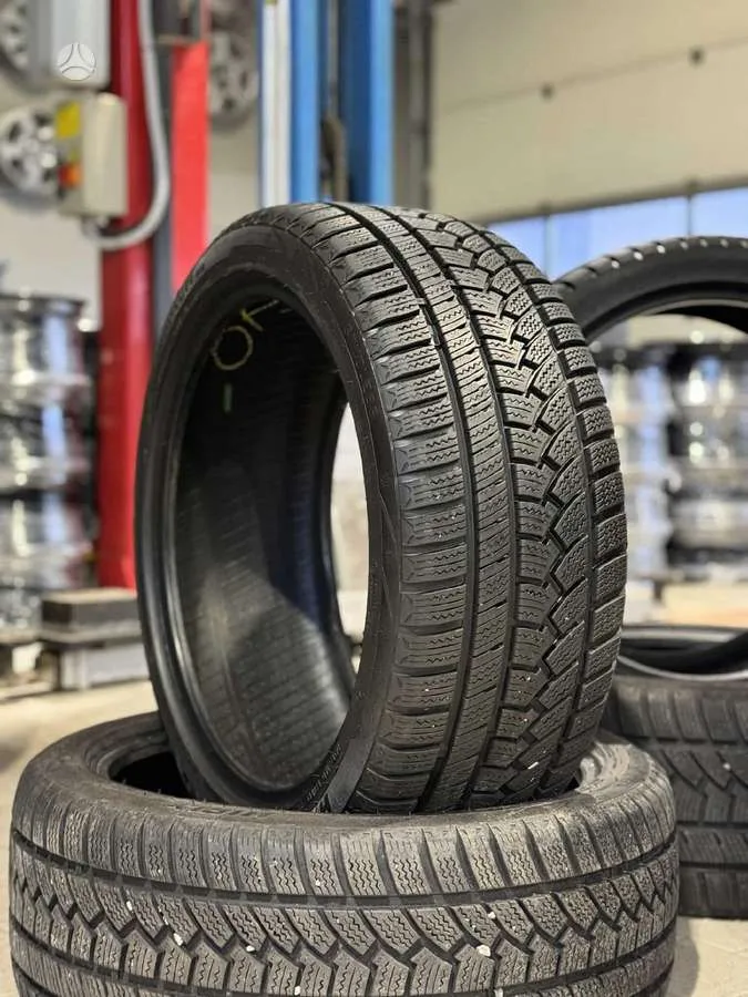HI FLY WIN-TURI 212 245/40 R19