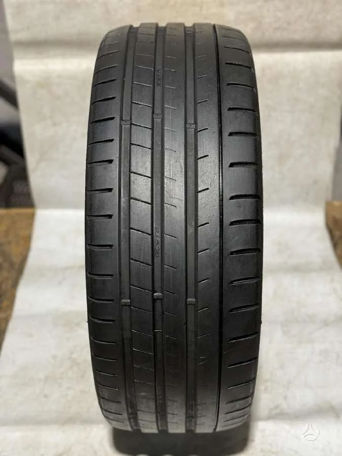 Kumho ECSTA PS91 245/45 R20