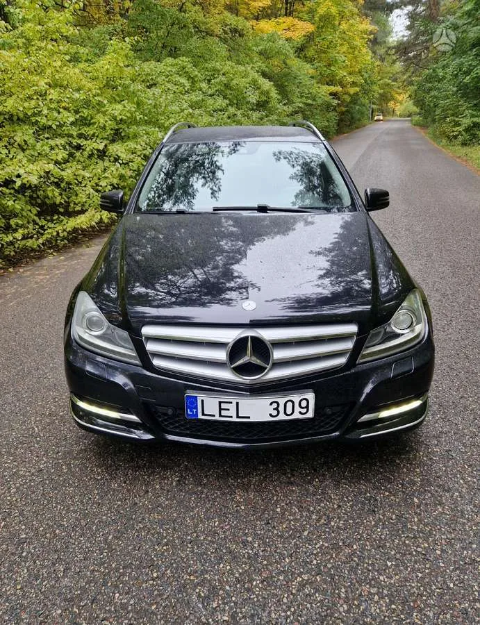 Mercedes-Benz C 220, 2013