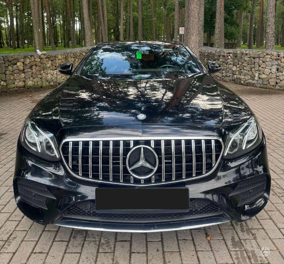 Mercedes-Benz E 300, 2017