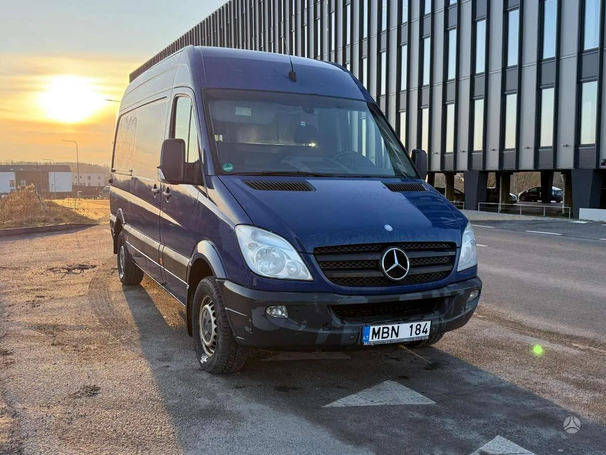 Mercedes-Benz Kita, 2012