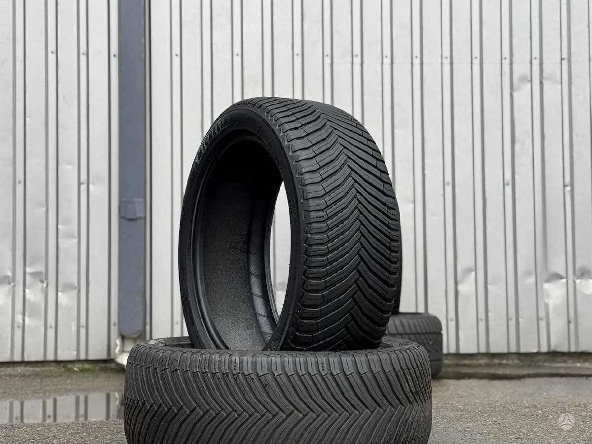Michelin CROSSCLIMATE 2 POL 245/45 R19