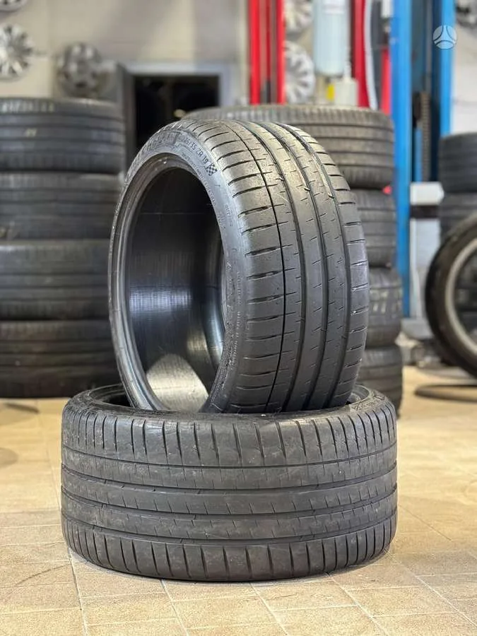 Michelin PILOT SPORT 4 S 275/35 R19