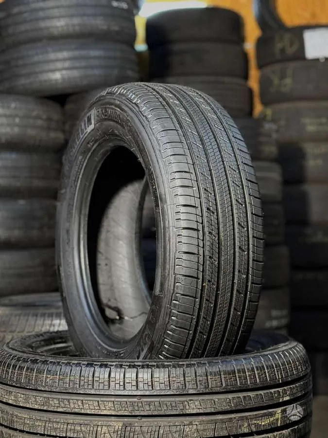 Michelin PREMIER LTX 235/65 R18