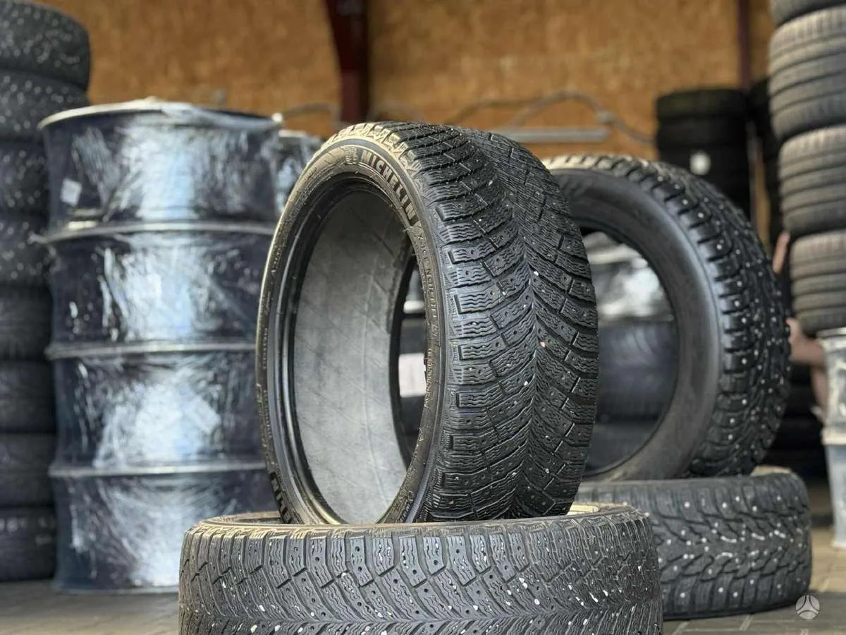 Michelin X-ICE NORTH 4 235/45 R18