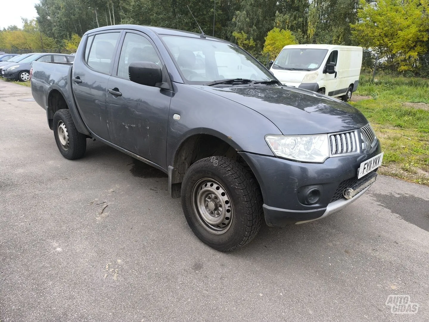 Mitsubishi L200, 2011