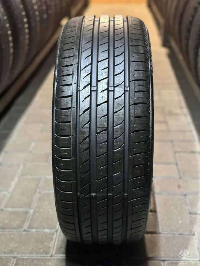Nexen N'FERA SU1 205/45 R17