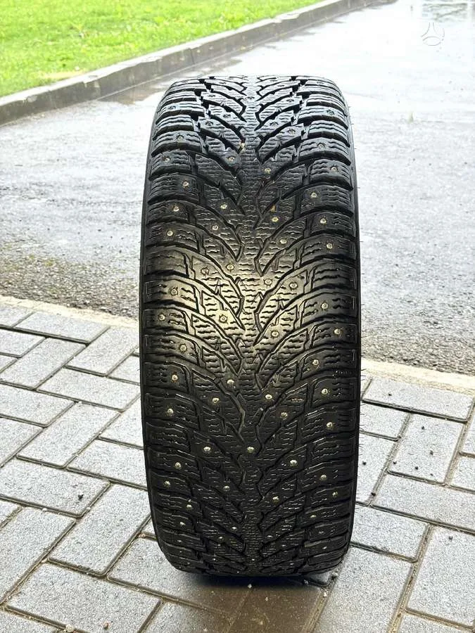 Nokian HAKKAPELIITTA 9 235/45 R18