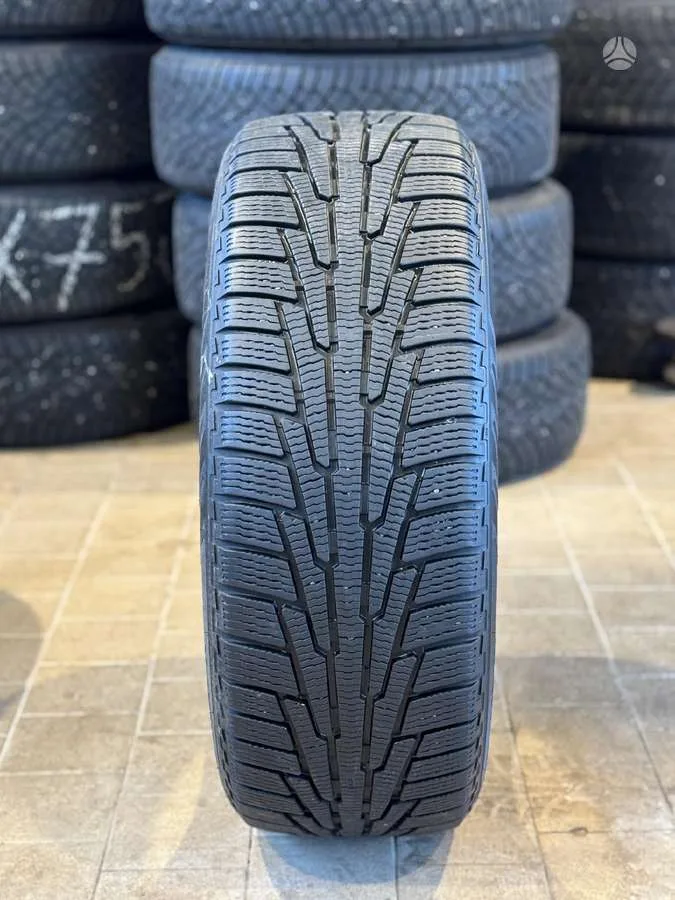 Nokian HAKKAPELIITTA R 245/50 R20