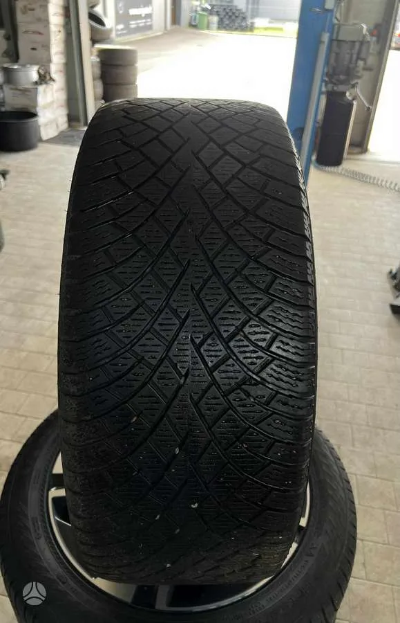 Nokian HAKKAPELIITTA R5 SUV 2023 275/45 R20