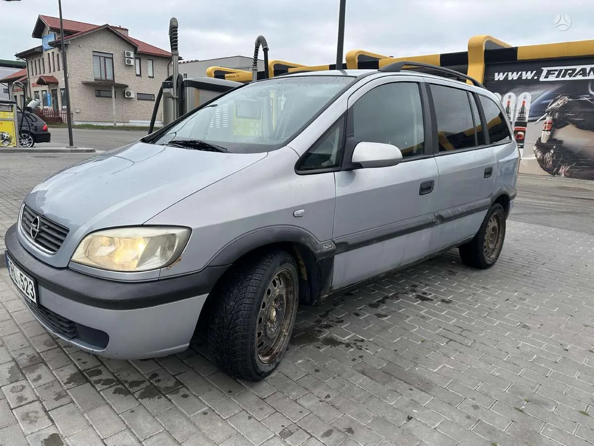 Opel Zafira, 2001
