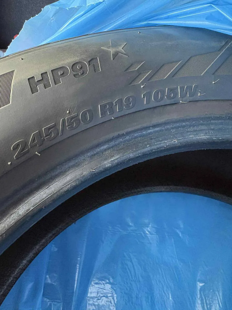 -Kita- Crugen HP91 245/60 R19