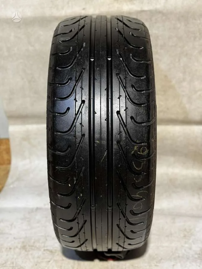 Pirelli P ZERO CORSA * 255/40 R19