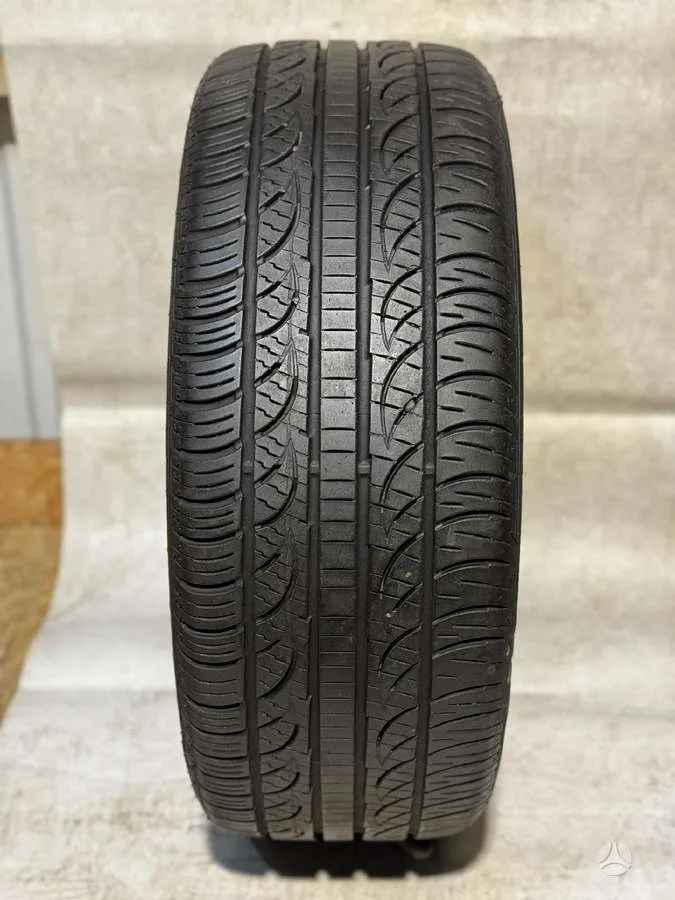 Pirelli P ZERO NERO (ALL-SEASON) 245/45 R19