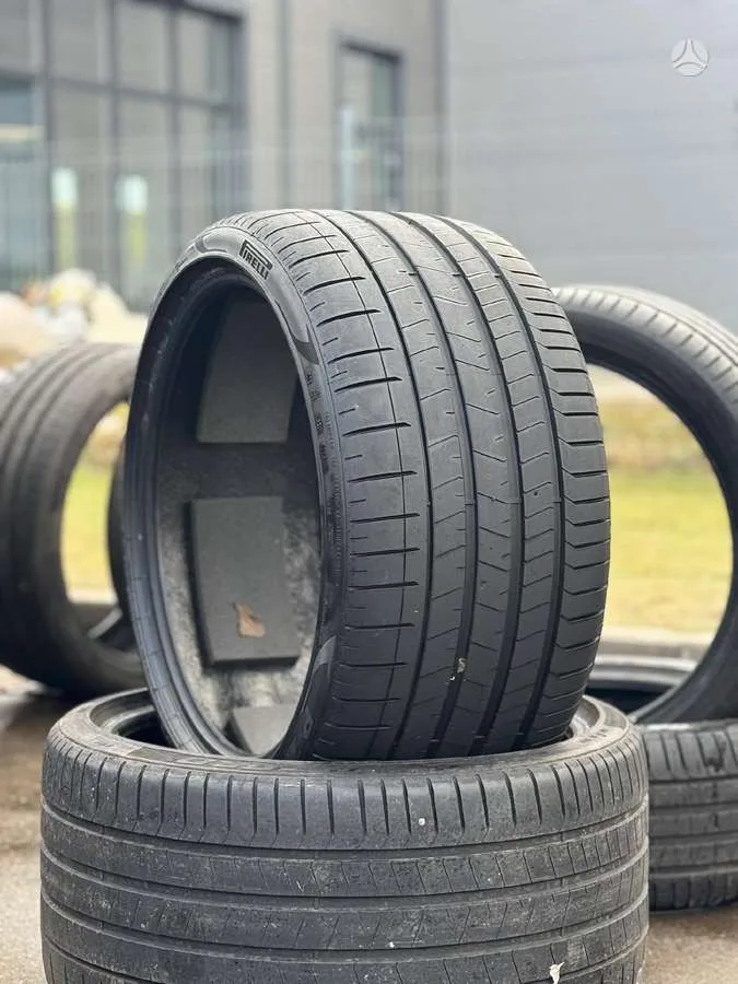 Pirelli P ZERO PZ4 PNCS 305/30 R21
