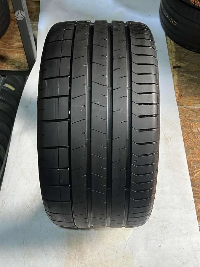 Pirelli P ZERO PZ4 305/30 R20