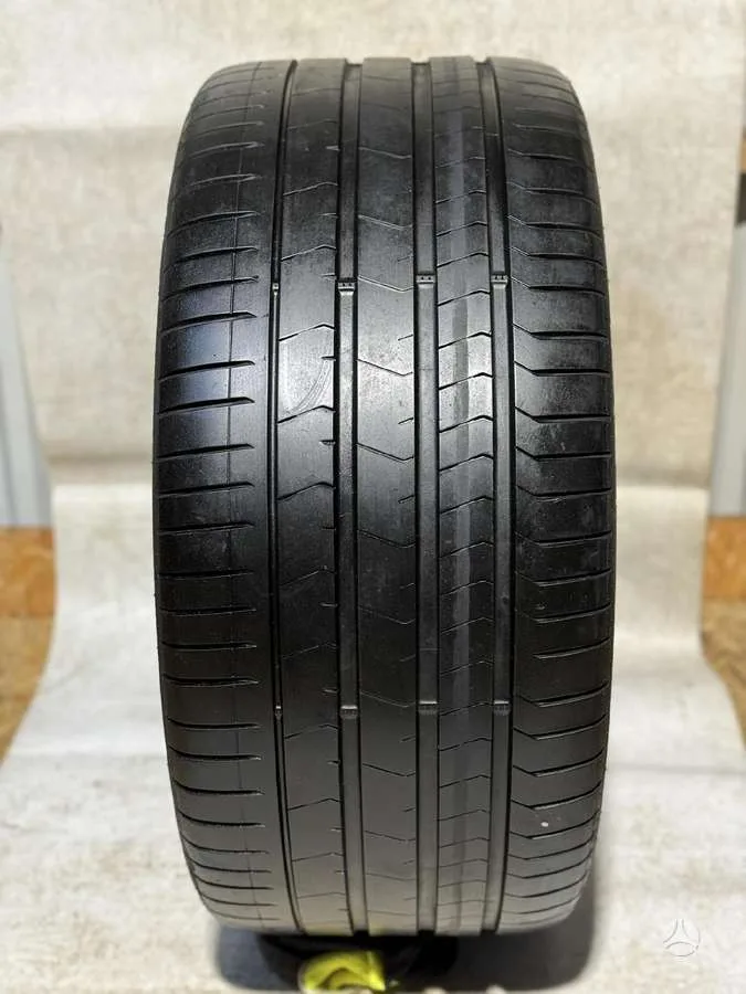 Pirelli P ZERO PZ4 315/30 R22