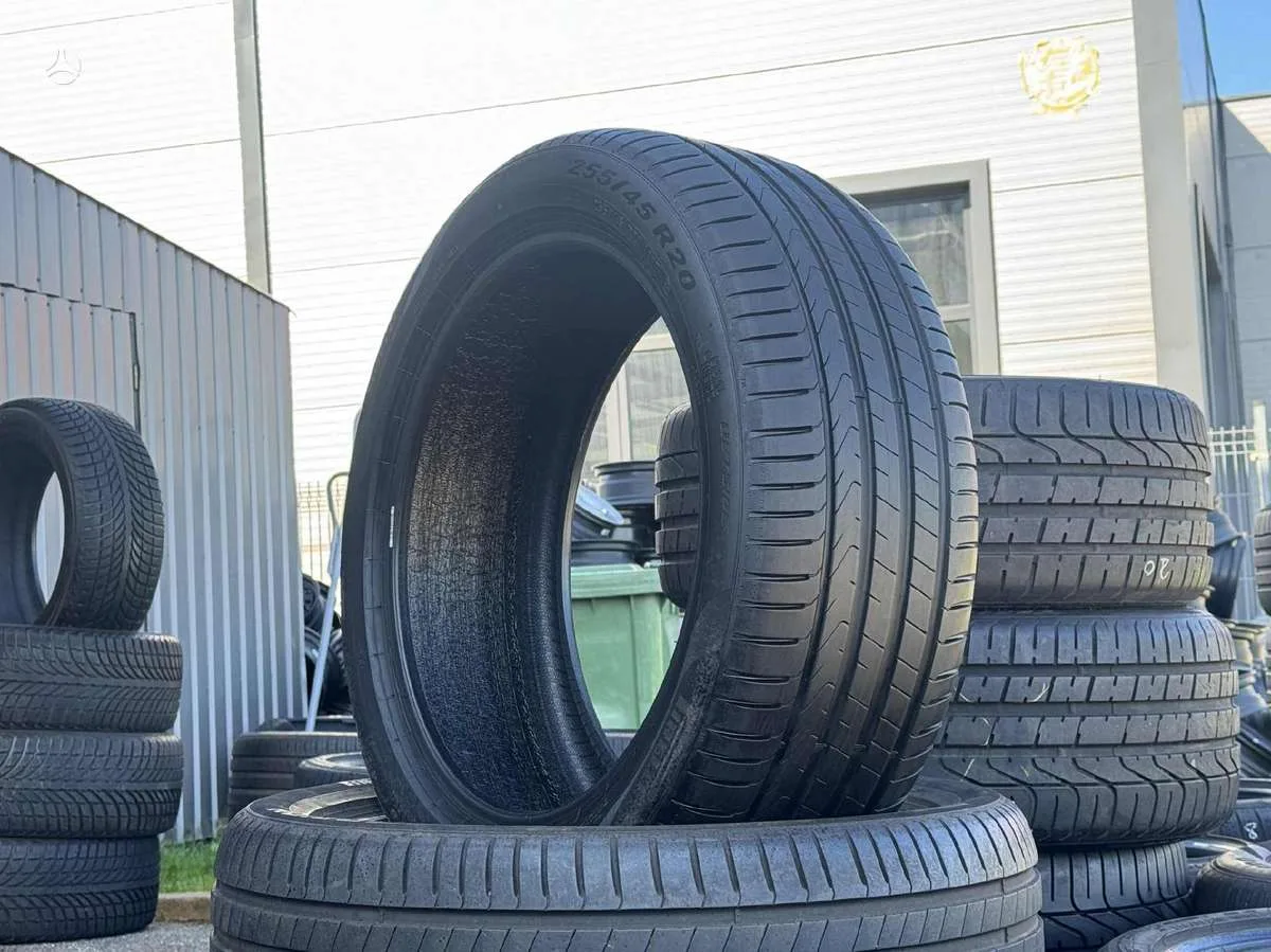 Pirelli SCORPION +255/45 R20 235/50 R20