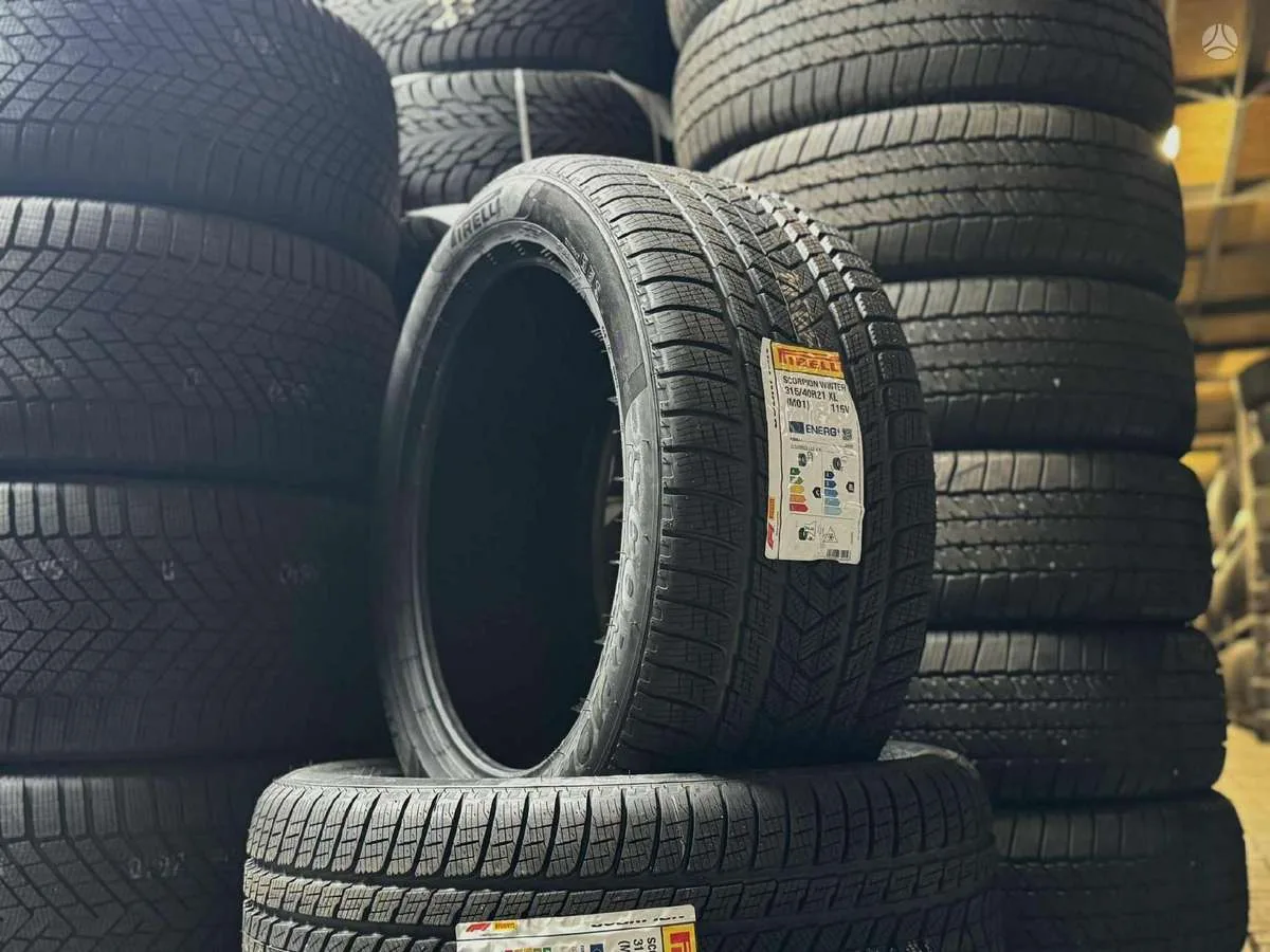 Pirelli SCORPION WINTER MO1 315/40 R21